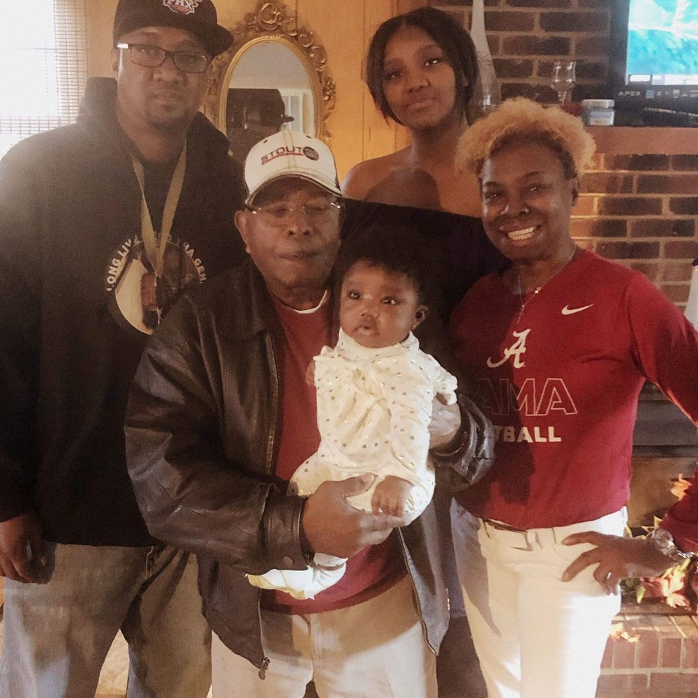 Meet your Posher, Pamela